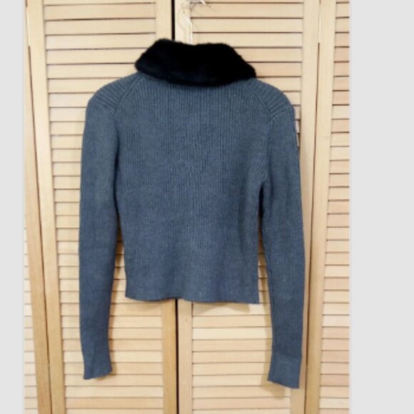 Zara Knit Gray Ribbed Cropped Cardigan With Removable Faux Fur Collar M - Picture 4 of 6